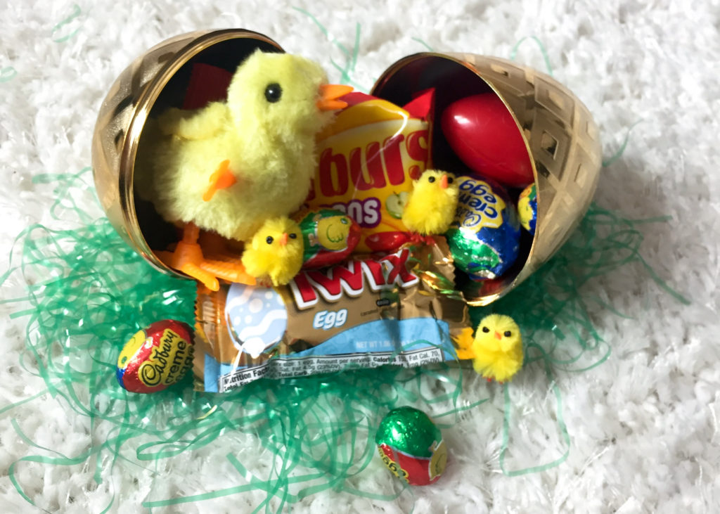 Easily mail your friends or family an easter egg!