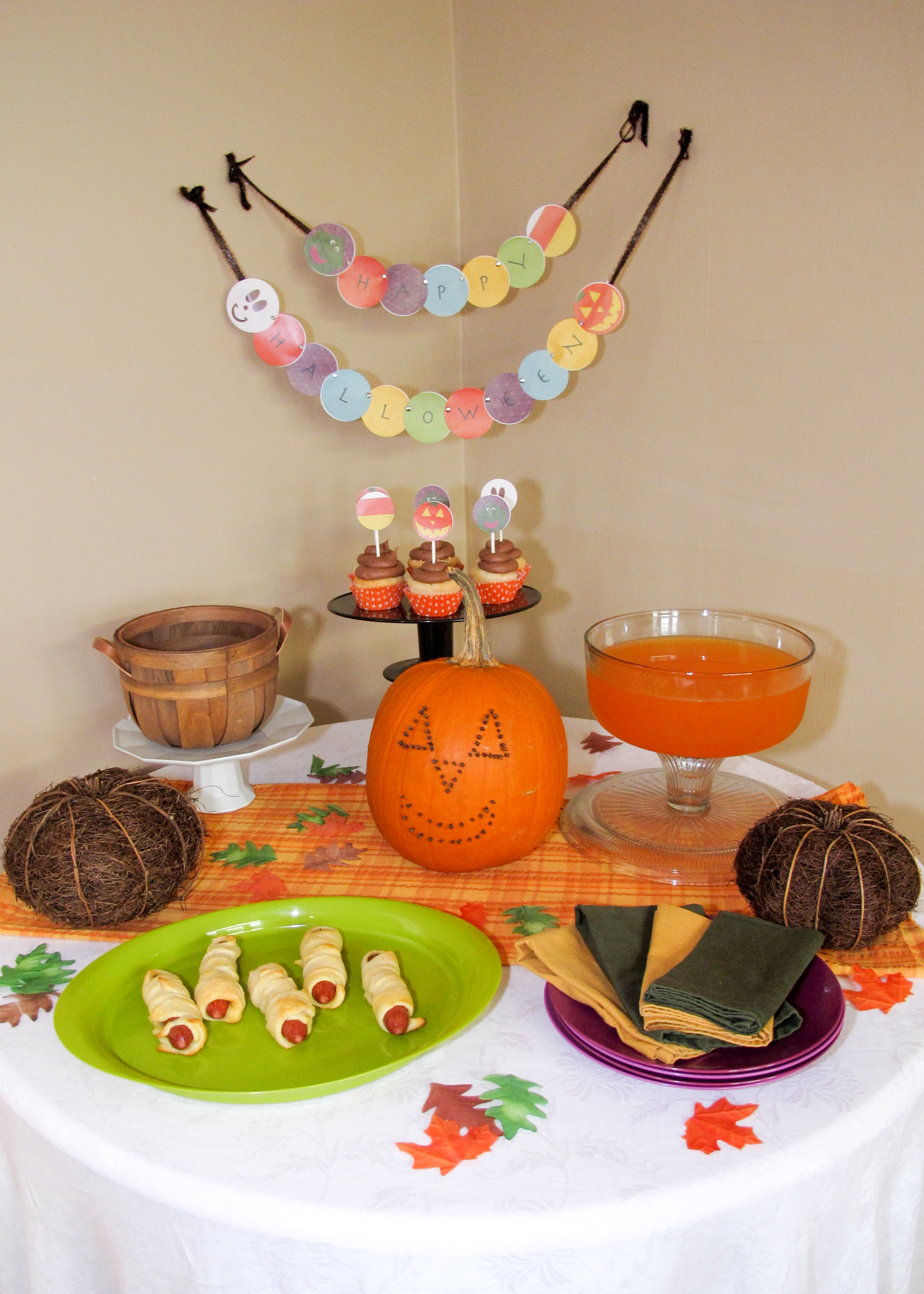 Halloween Round Up Decorations