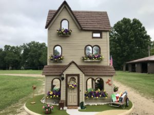 Miniature dollhouse